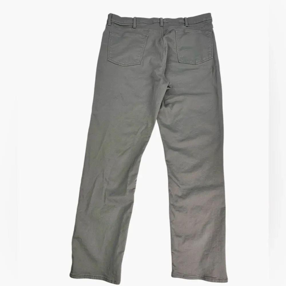 Banana Republic Straight Leg Chino’s Gray Cotton Stretch Men’s Size 40x34